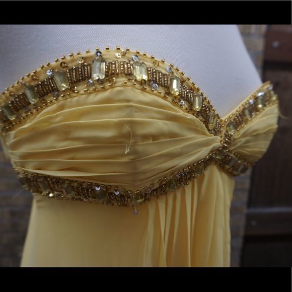 Cache size 2 formal gown - Picture 4 of 6